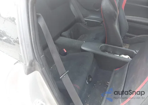 2013 Scion Fr-S z USA, uszkodzony, nr VIN JF1ZNAA15D1724472